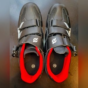 Peloton bike shoes